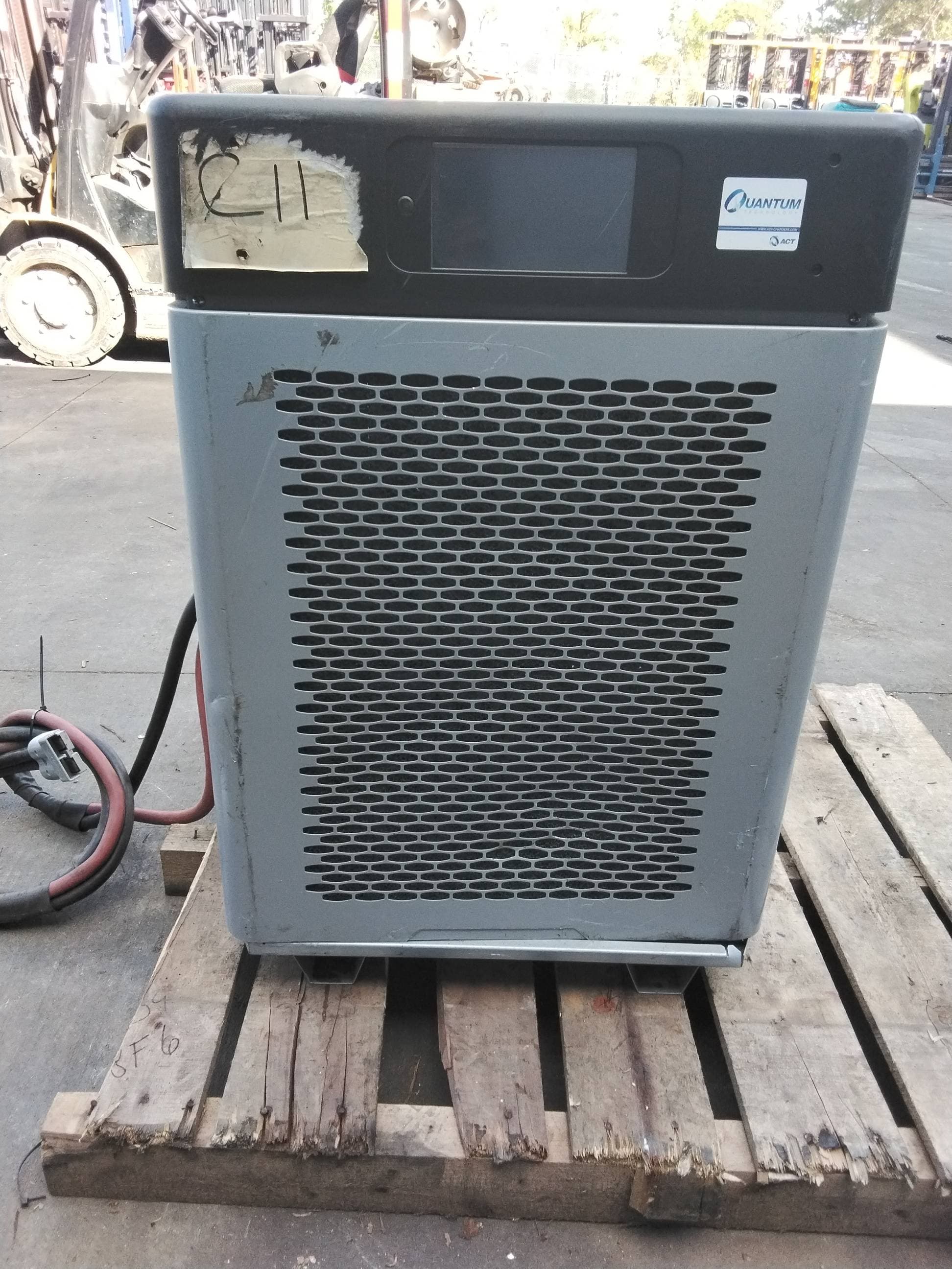 ACT Quantum Charger Model: Q12-24/36-450-600 24/36V Industrial Forklift Battery Charger