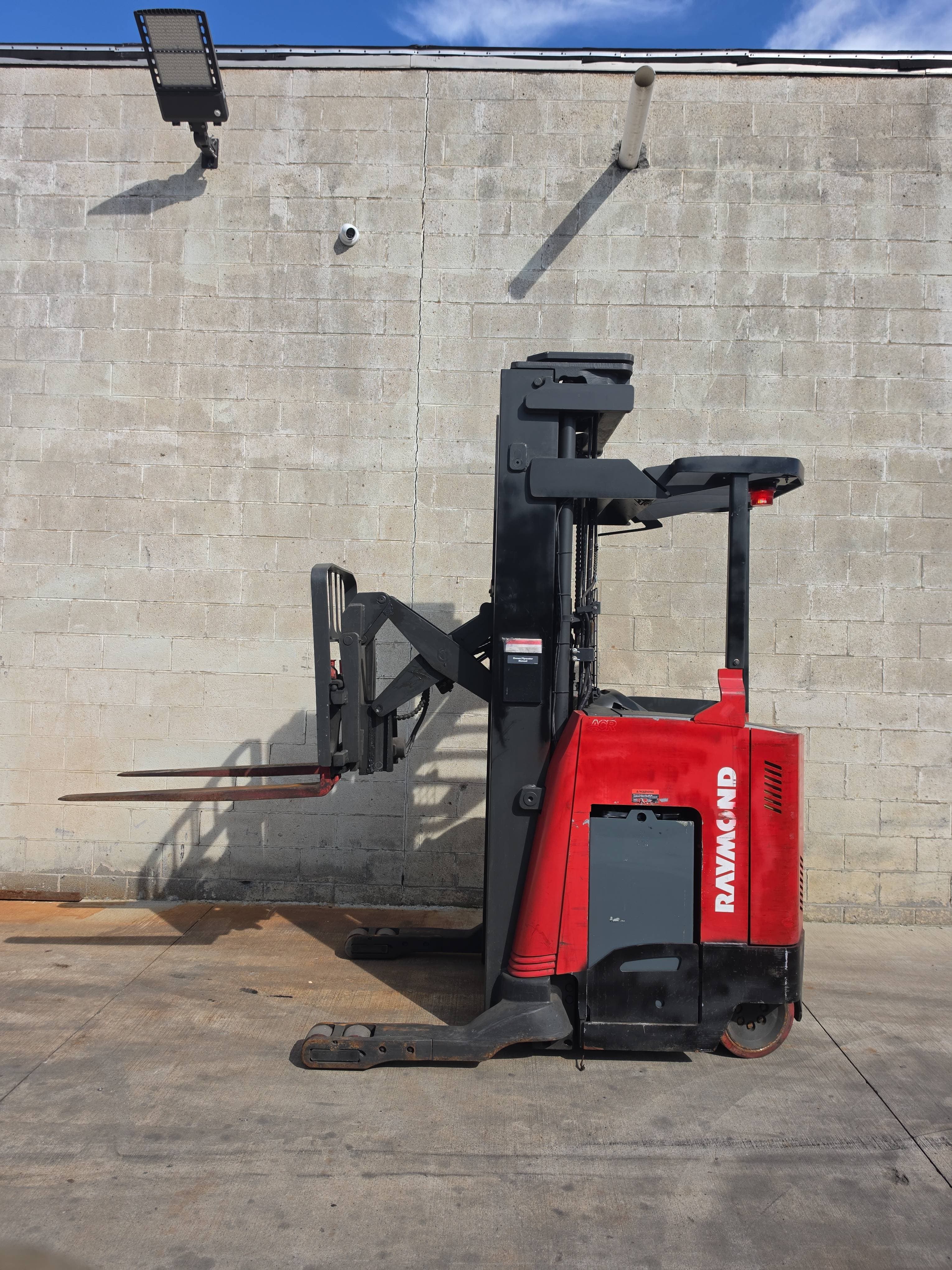 2017 Raymond Model: 730-R45TT 3,500lb Capacity Electric Forklift