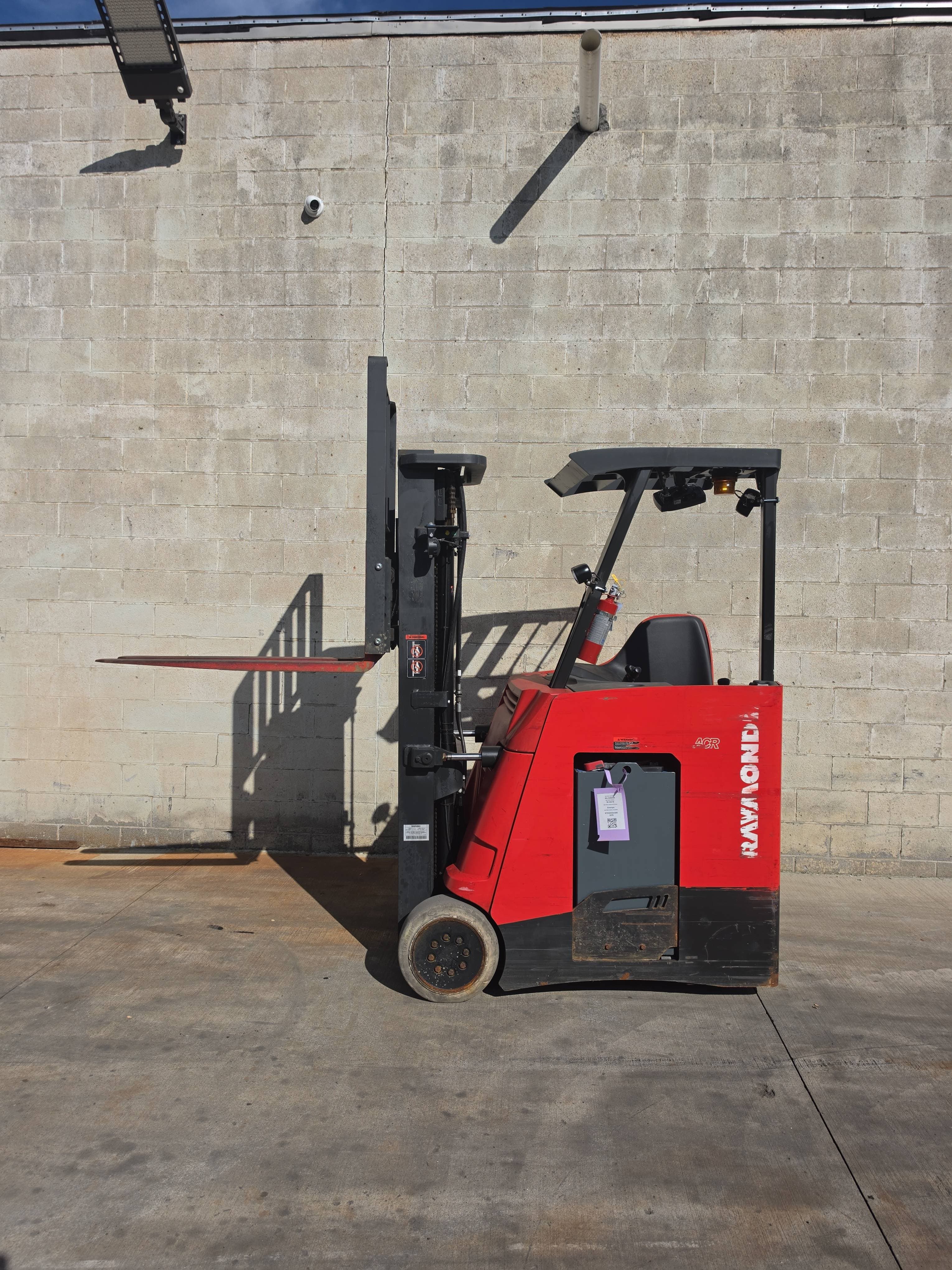 2021 Raymond Model: 415-C35TT 3,500LB Stand Up Counterbalance Electric Forklift. Hours: 7,630