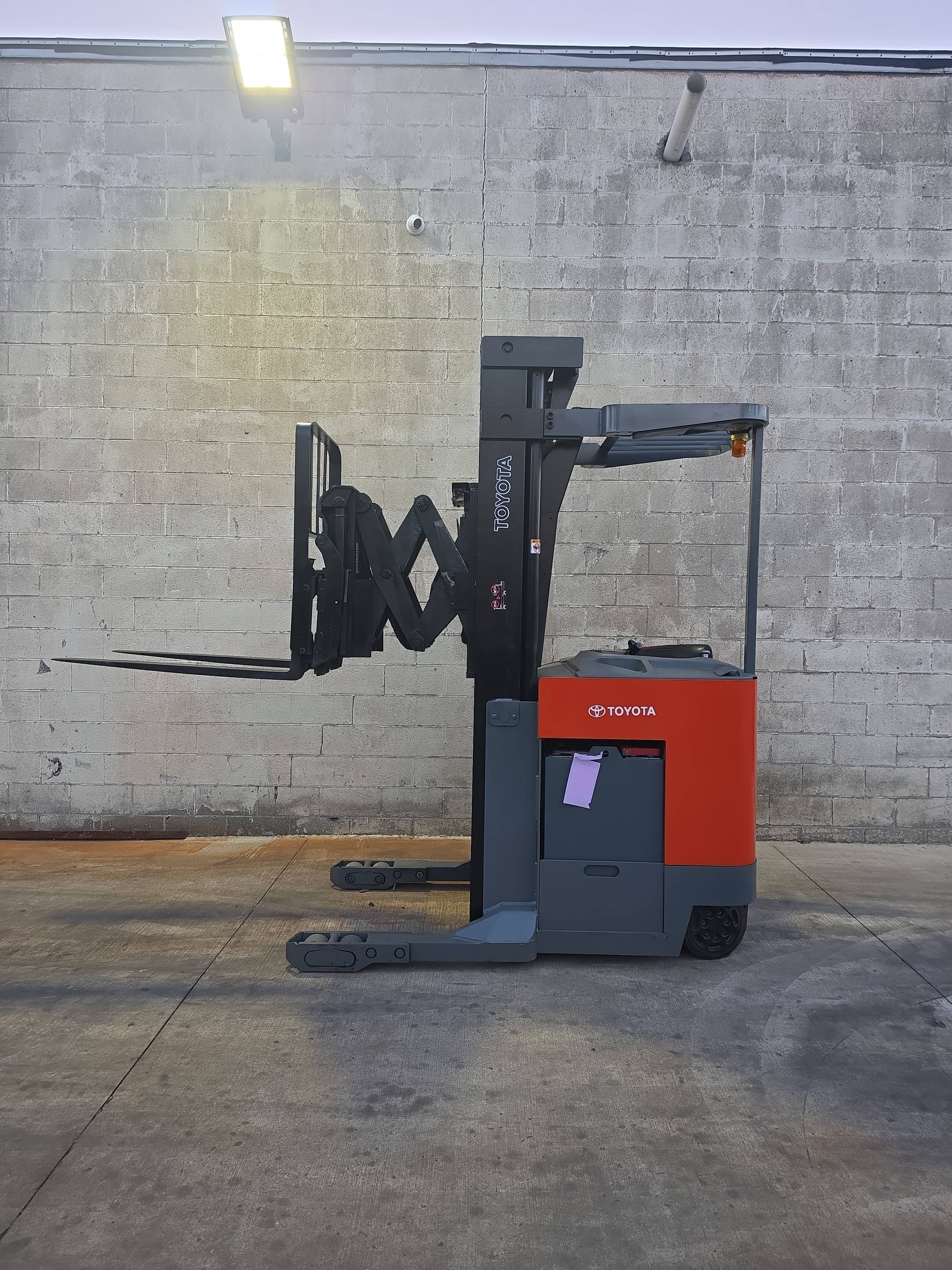Toyota Model: 7BDRU15 3,000LB Capacity Double Deep Reach Electric Forklift
