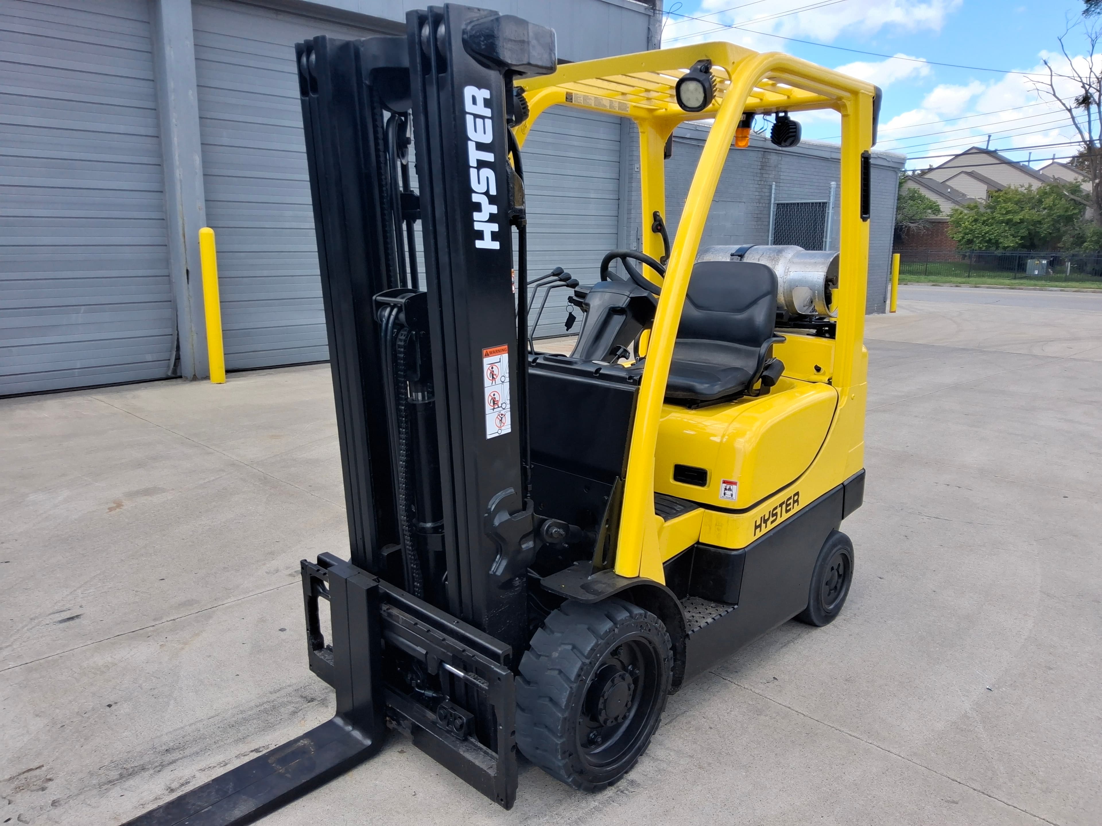 Hyster S50FT 5,000LB Capacity. LP Powered Forklift. Hours: 3,630