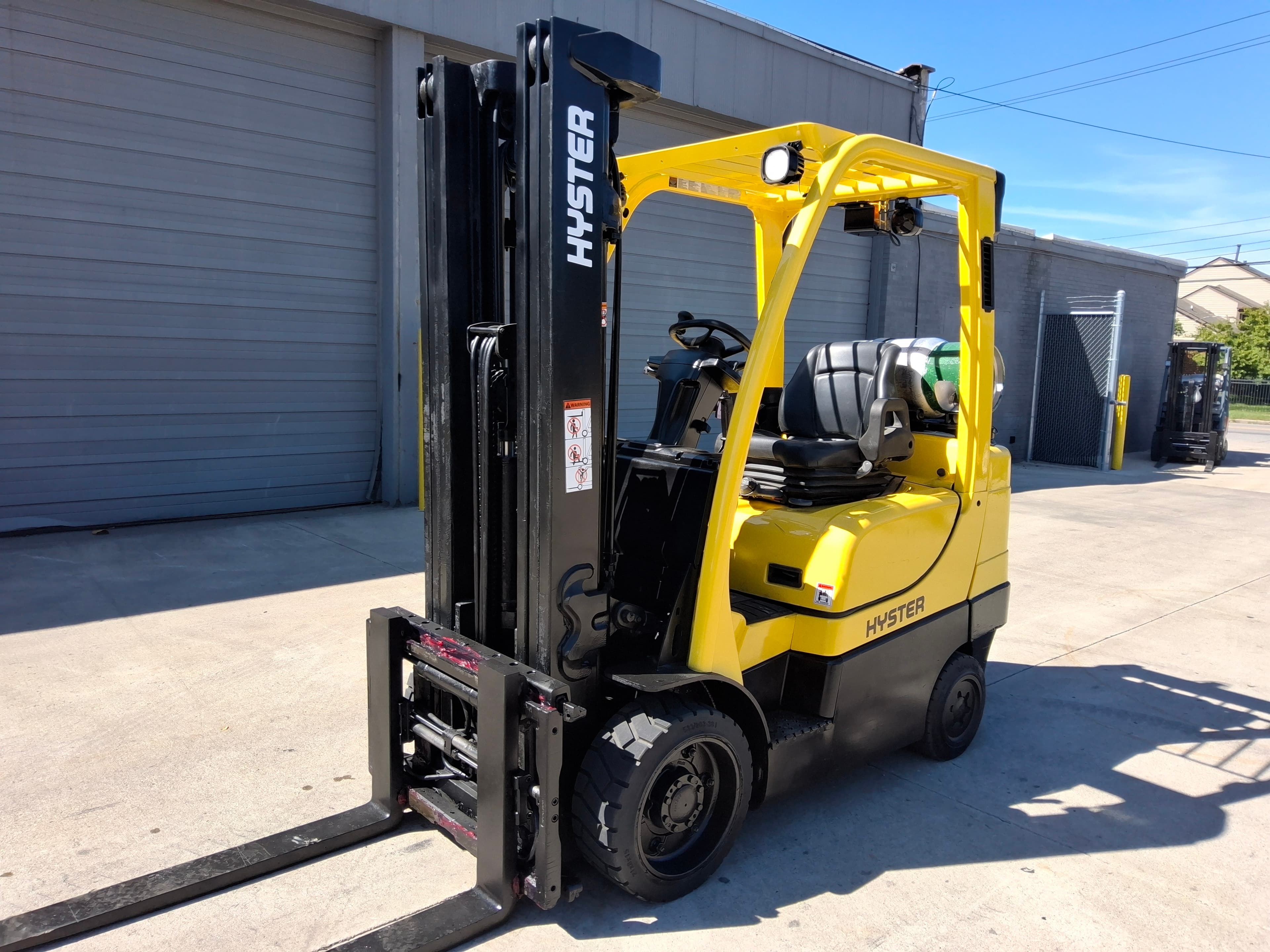 Hyster S60FT 6,000LB Capacity. LP Powered Forklift