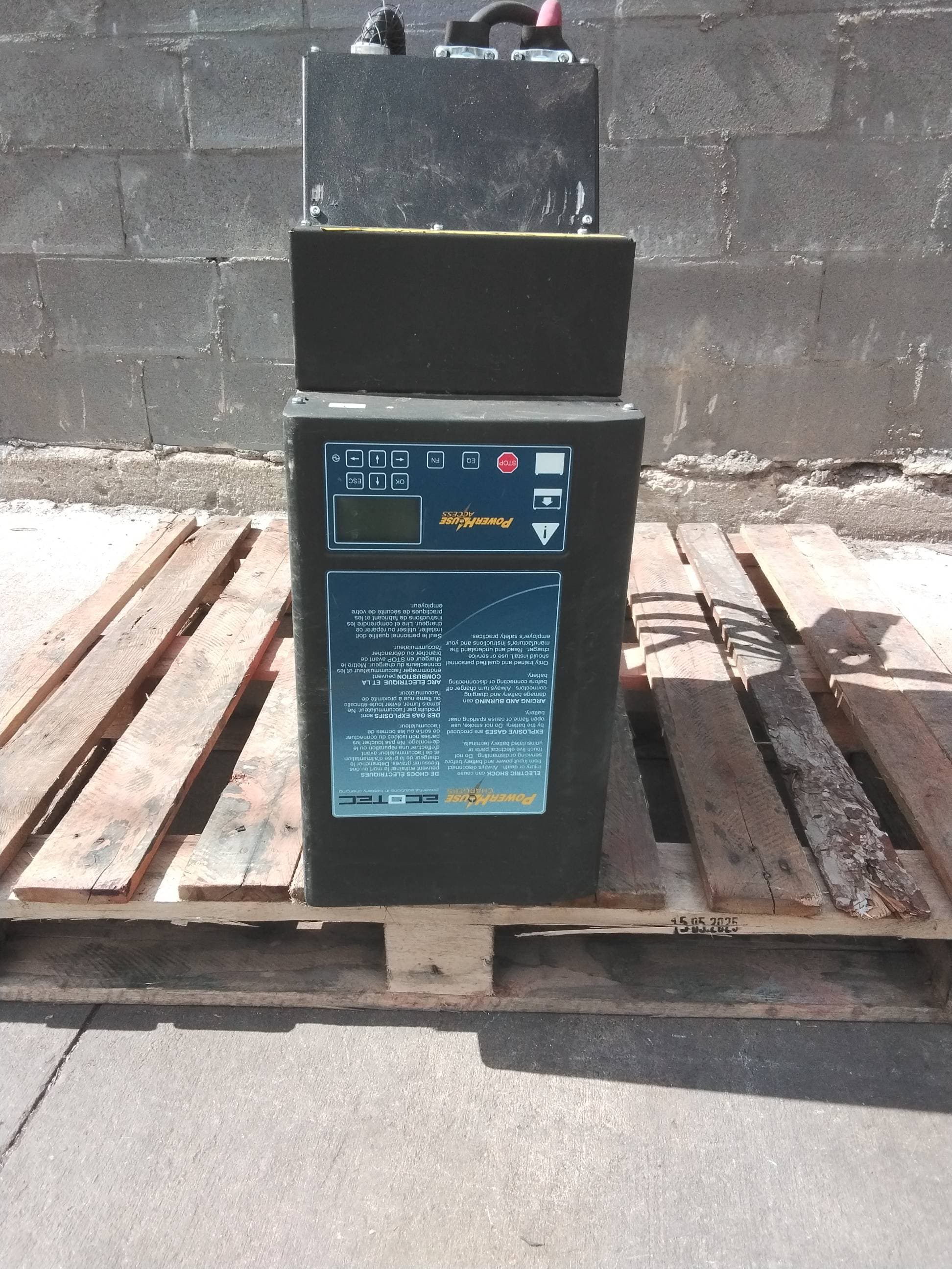 Ecotec PowerHouse Access Model: ACCESS 16/36 36V Industrial Forklift Battery Charger
